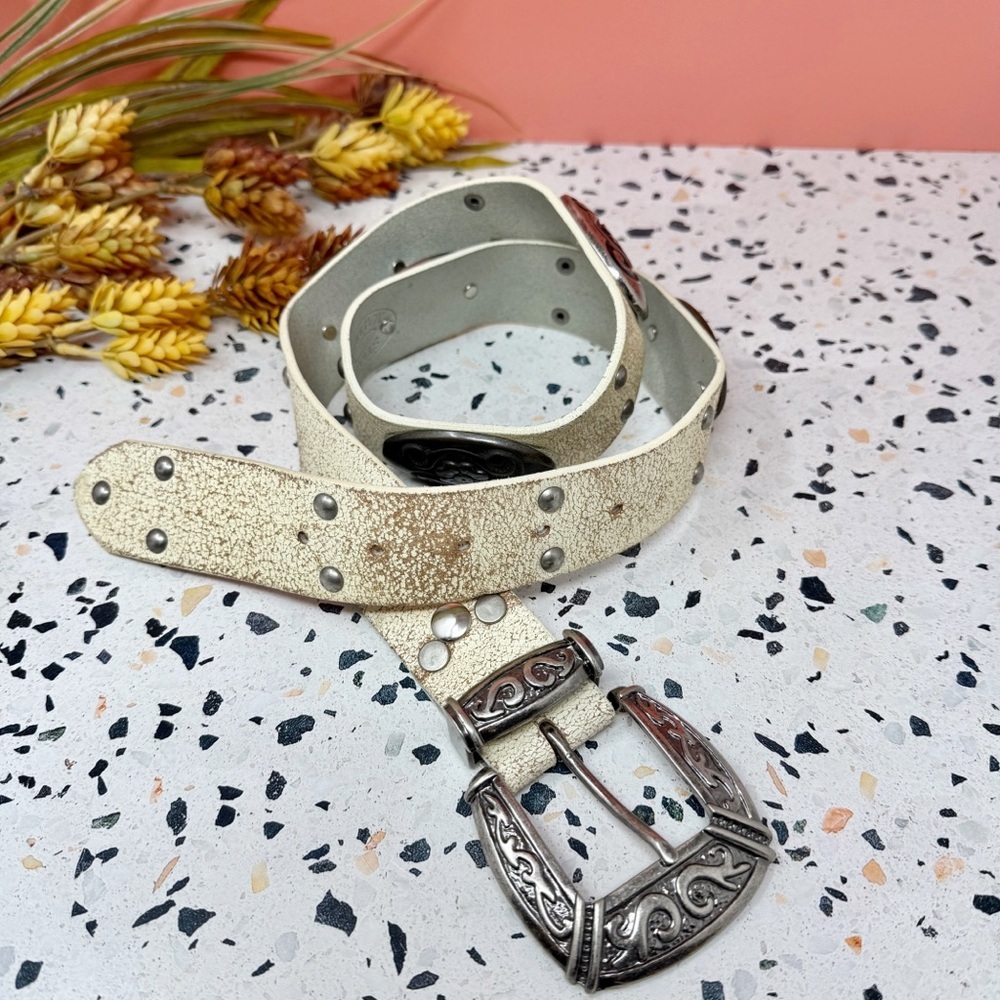 Steve Madden Y2K Cream Leather Studded Western Concho Buckle Belt Women’s Sz M